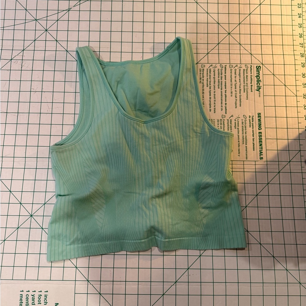 Mint green tank top lululemon with bra